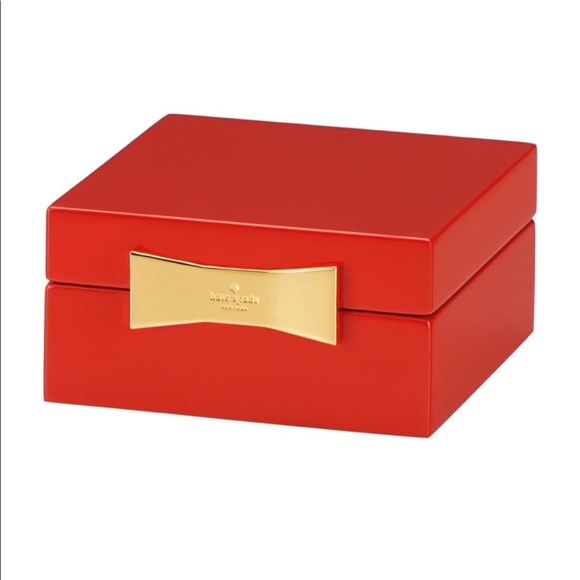 kate spade Accessories - 🎁NWT Christmas Gift Idea🎁 Jewelry/Trinket Box